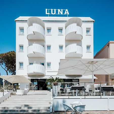 Hotel Luna Lignano Sabbiadoro Exterior foto